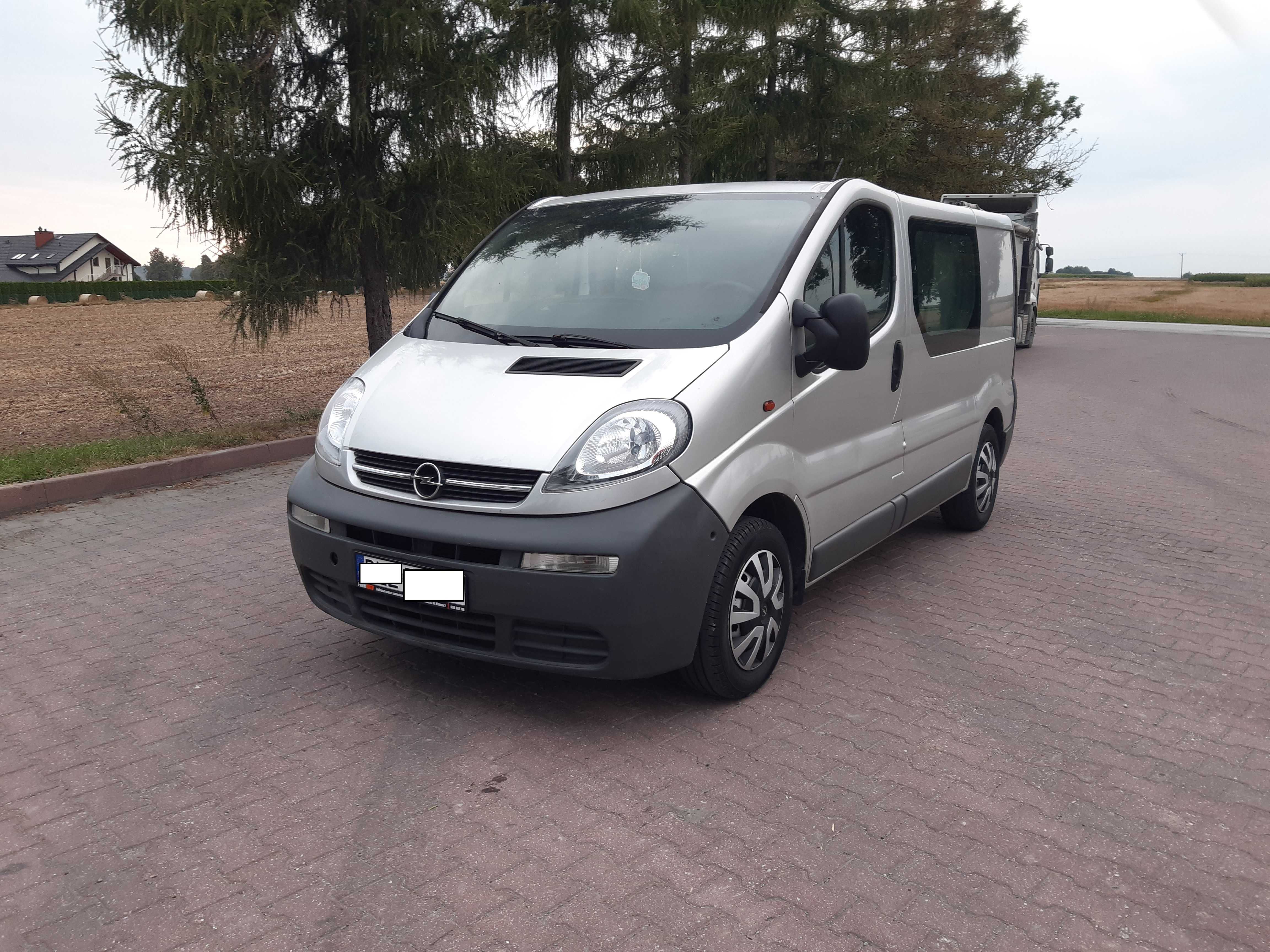 Vivaro 1,9 CDTI 101 KM brygadówka klima nowy rozrząd doinwestowany
