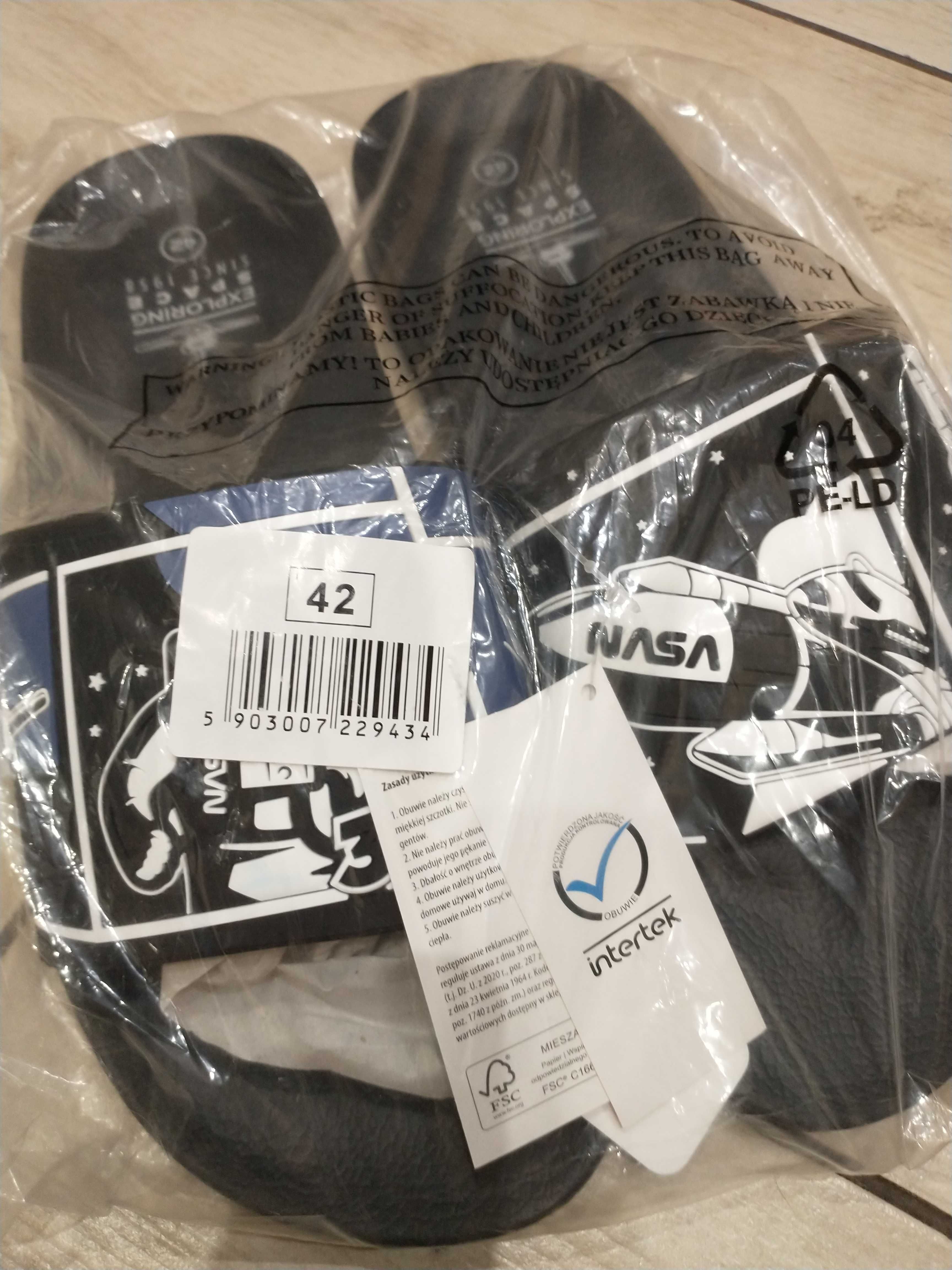 Klapki NASA rozmiar 42