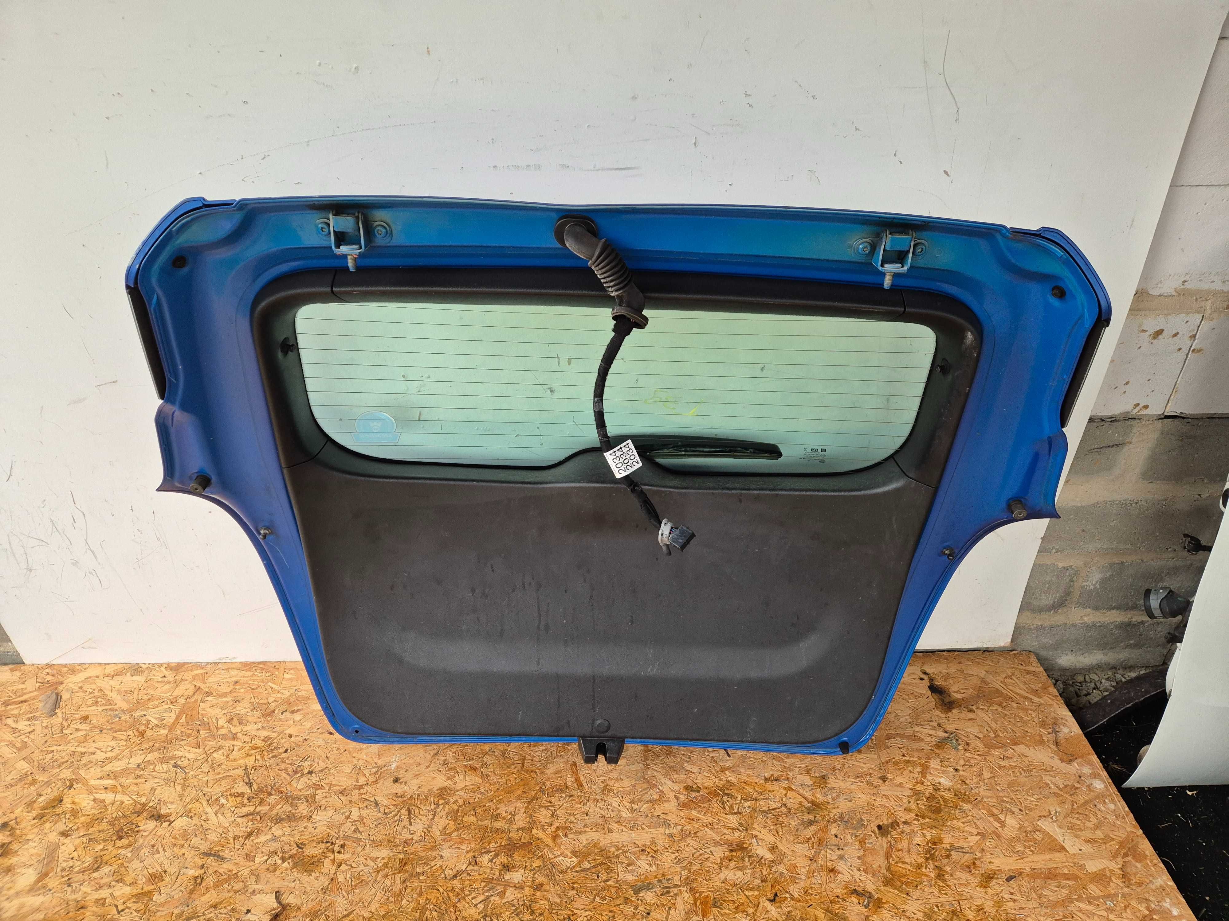 Opel Mokka X lift klapa bagażnika GQM.