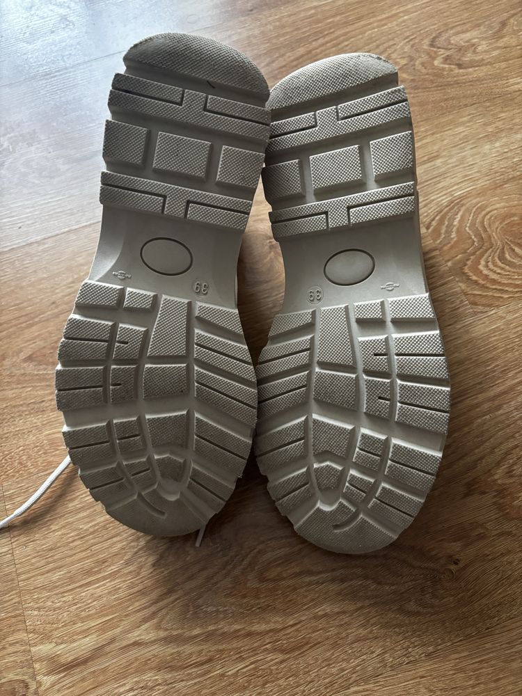 Buty damskie Pavement