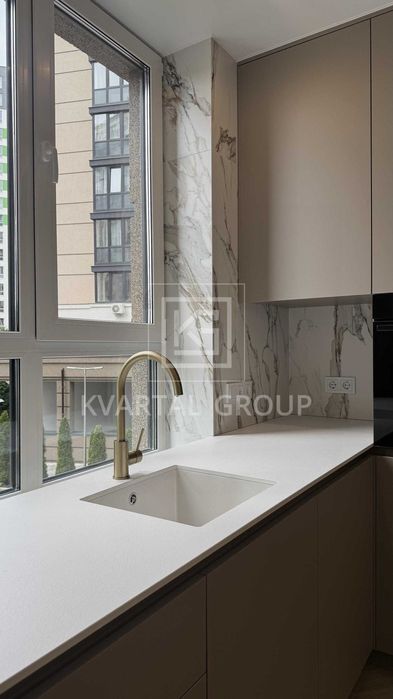 БЕЗ КОМІСІЇ! дуже гарна 2 кімнатна квартира. ЦЕНТРАЛЬНИЙ парк