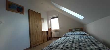 Apartament Gaj nad Jeziorem . Pokoje też  dla pracowników . Kajaki