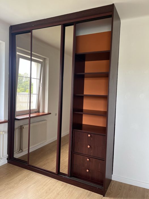 Szafa wnękowa przesuwna lustra lustro garderoba szafy