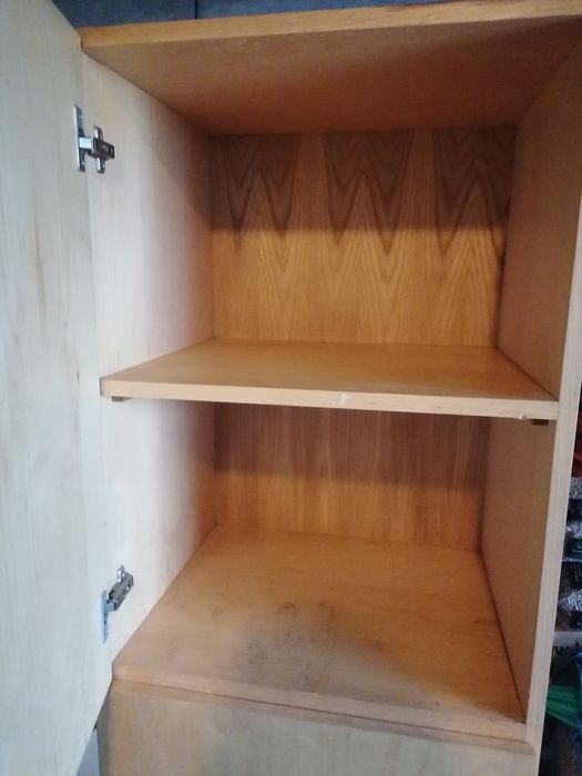 Armário castanho claro