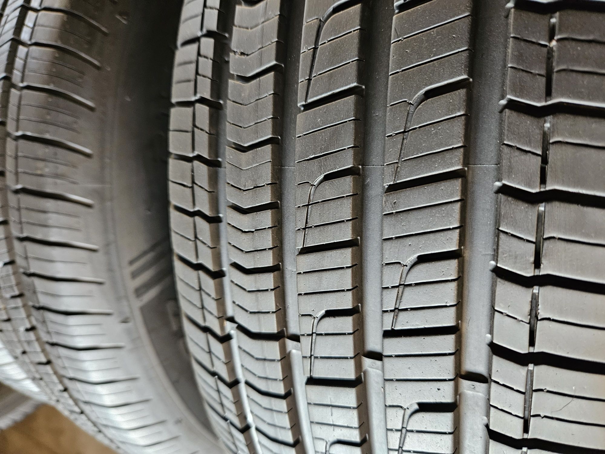 opony  używane 215/65R16 Dunlop Sport allseason