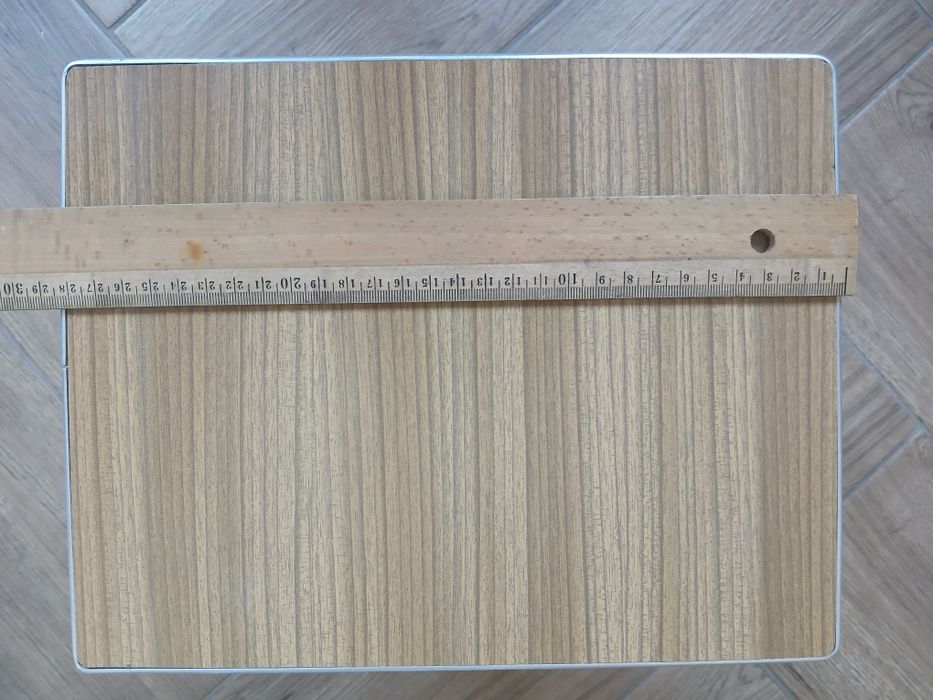 3 oryginalne stołki / taborety z Wolsztyńskiej Fabryki Mebli