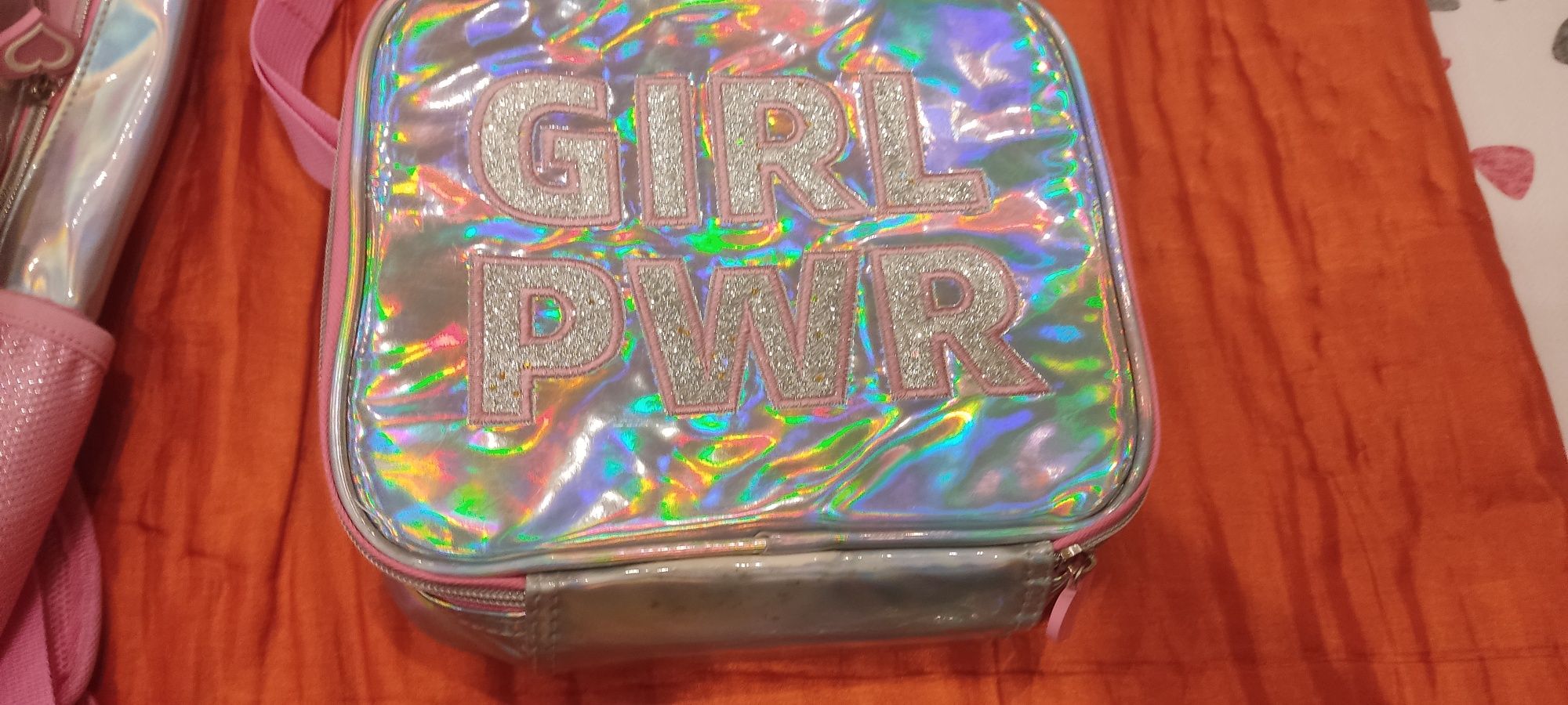 Mochila + lancheira+ estojo "Girl Power" holográfica