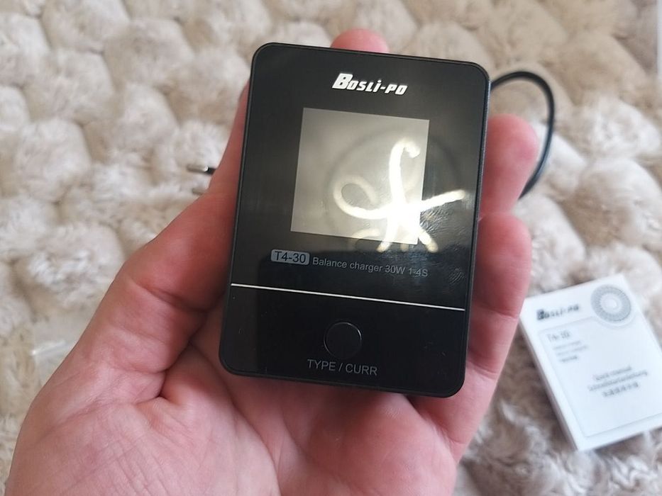 Зарядное устройство BosLi-Po 30 Вт 2.5 А для LiPo LiHv LiFe 1-4S 1032