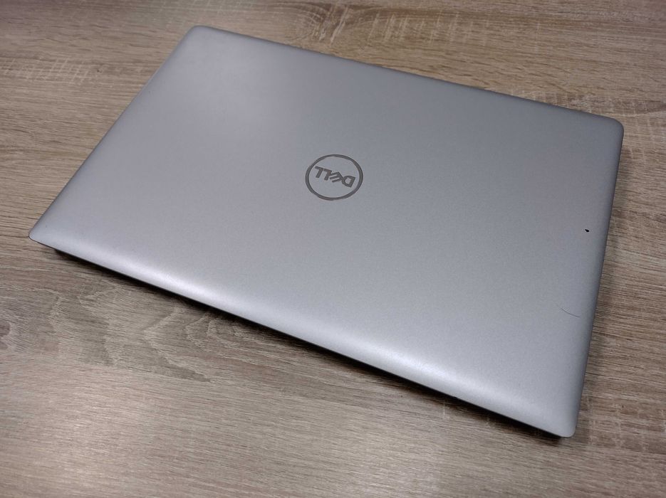 Швидкий стильний Dell Latitude 5540 на Intel Core i7-1355U. 16Gb + SSD