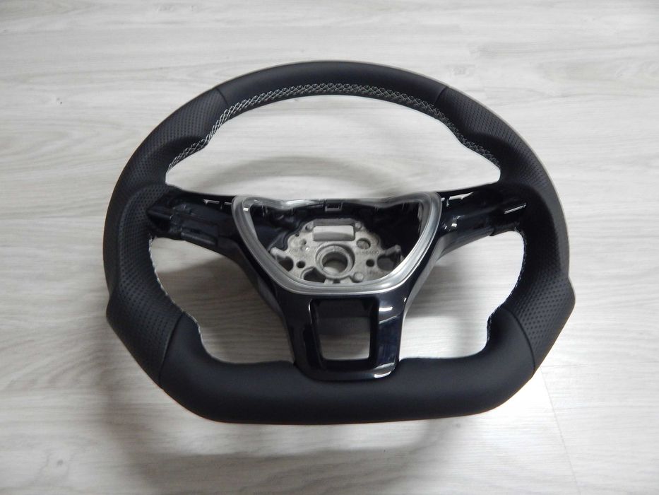 VW Golf VII - kierownica nowa skóra sport pod multifunkcje bez kaucji