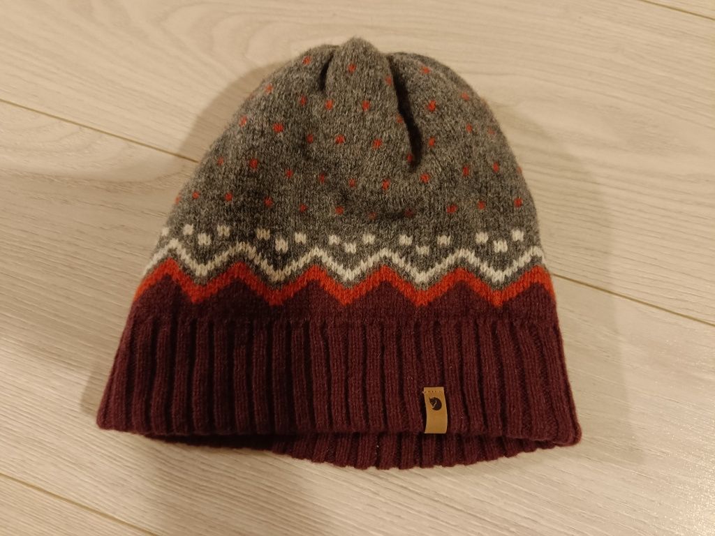 Czapka Fjall Raven 100%vool bardzo ciepła gruba Nowa bez metki