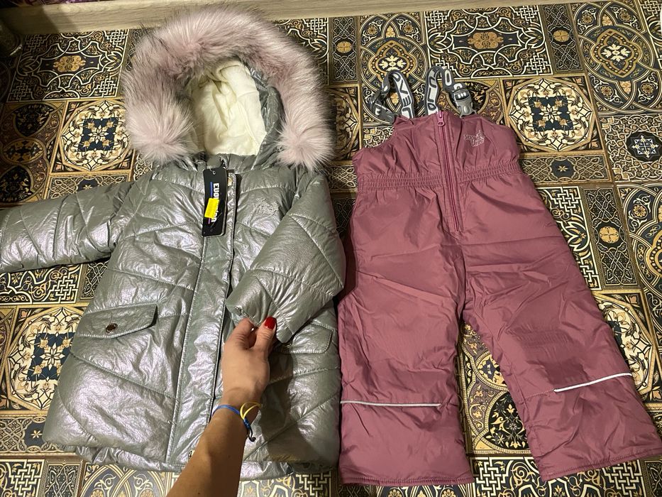 Новий дитячий зимовий комплект(пуховик i напівкомбінезон)80р Evolution