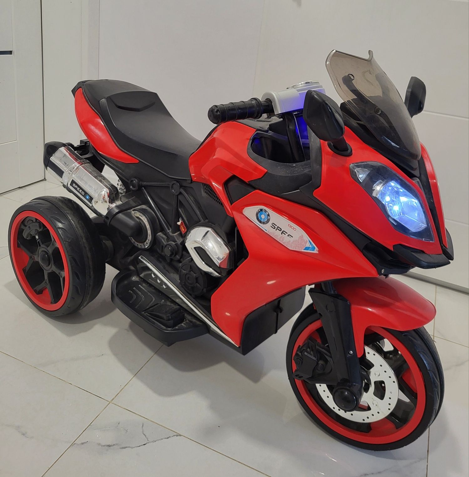 Motorek dzieciecy na akumulator