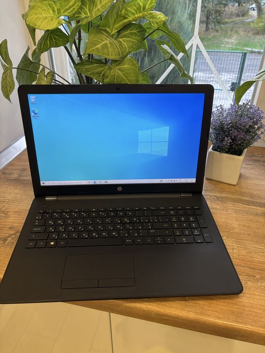 Ноутбук HP 15-rb000ua