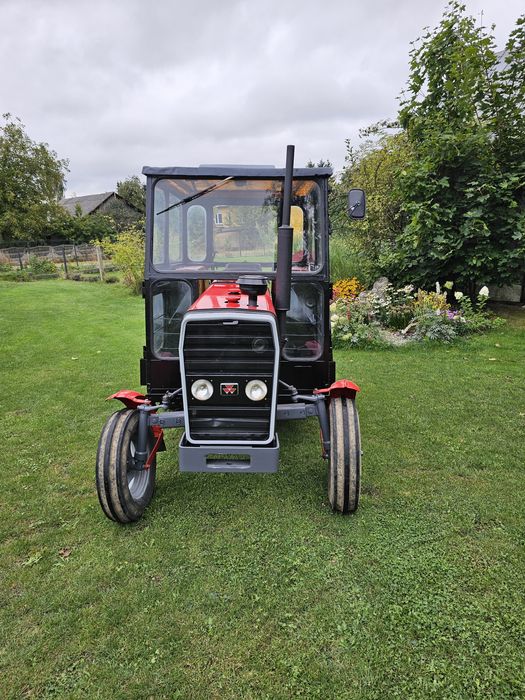 Traktor Ferguson MF255