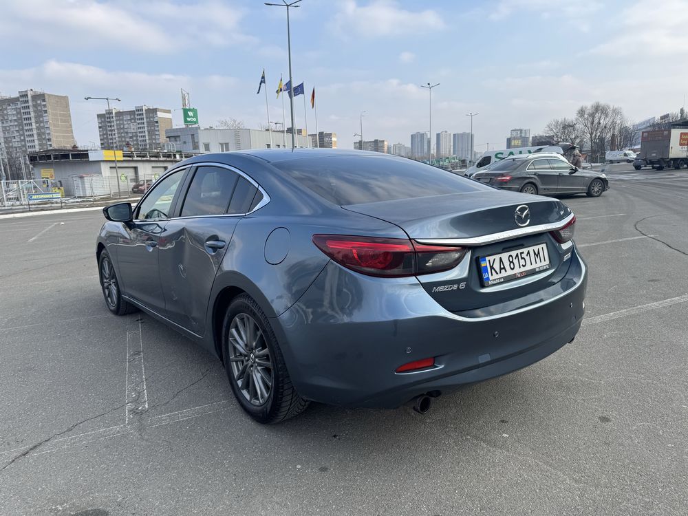 Автомобіль Mazda 6 2.2 дизель