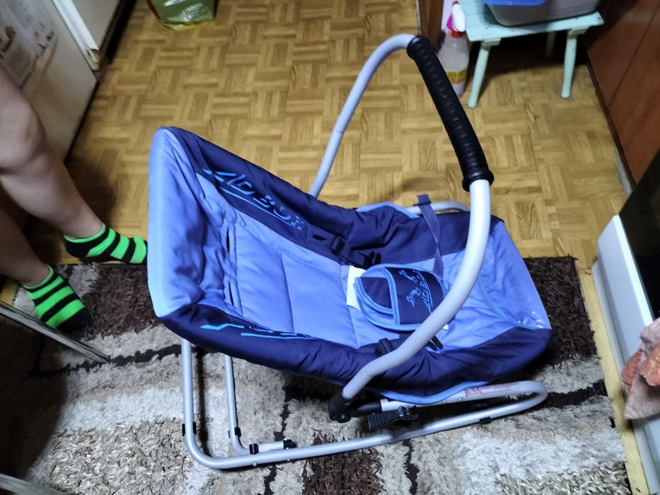 Leżaczek/Bujaczek dziecięcy