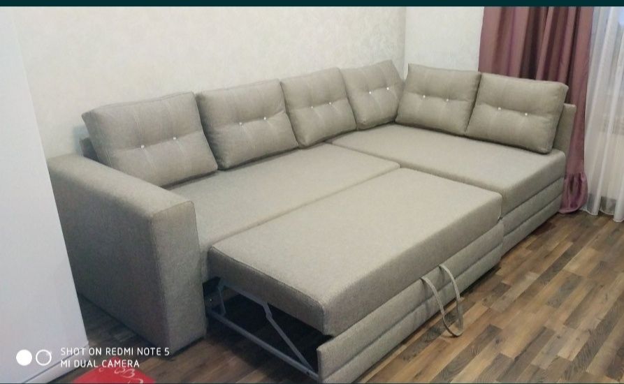 Ремонт і перетяжка м'яких меблів