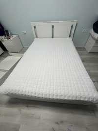 Ліжко б/в IKEA 140/200 з матрацом і  2 нішами