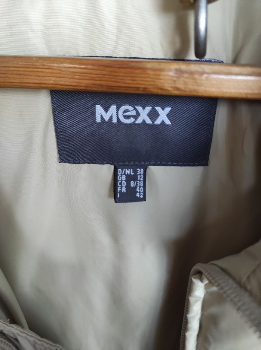 Продам женское пальто MEXX