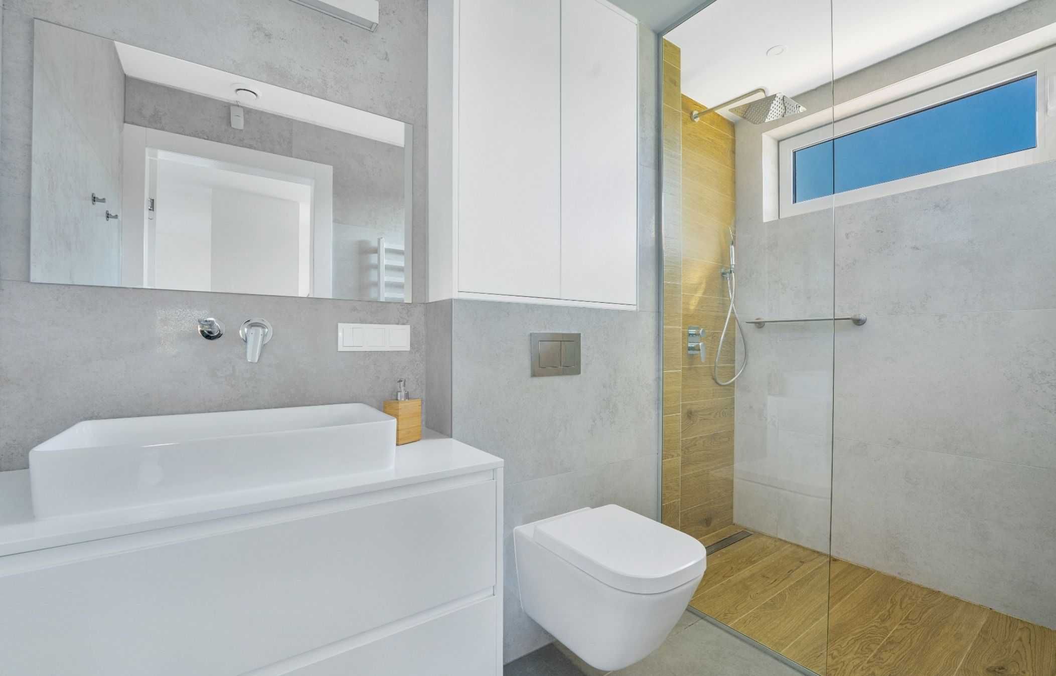 Nowoczesny dom w wysokim standardzie, linia brzegowa, basen, SPA!