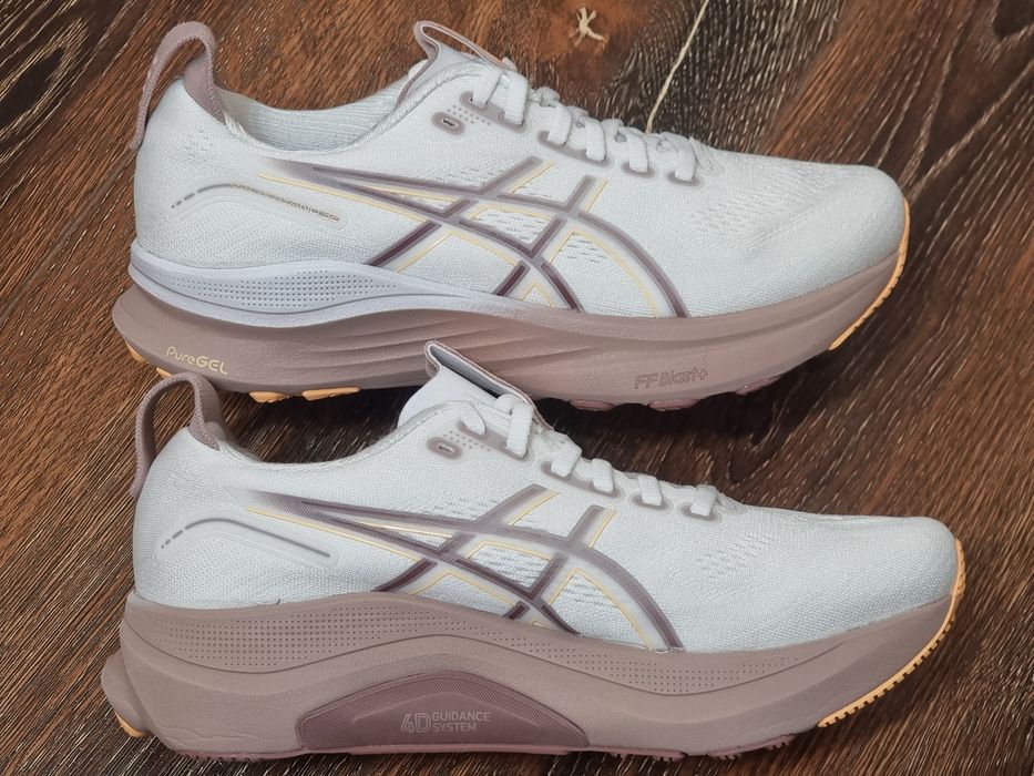 Оригінал 100%  жіночі кросівки asics gel kayano 32 euro 37.5