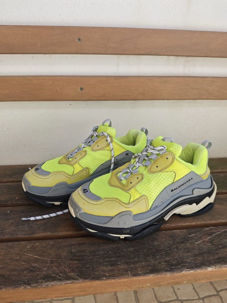 Balenciaga Triple S Neon