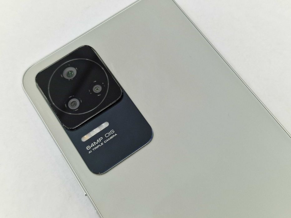 POCO F4 5G Dual SIM/ 8GB/ 128GB/ Silver/ Grade A- + ładowarka