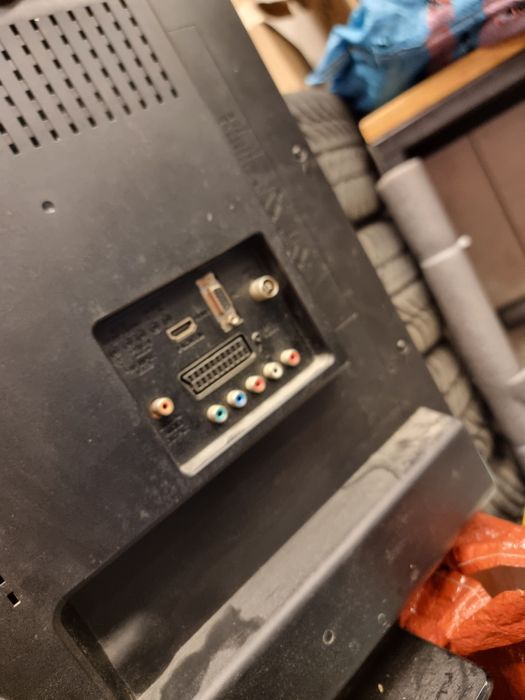 telewizor sharp LC-32LE154V
