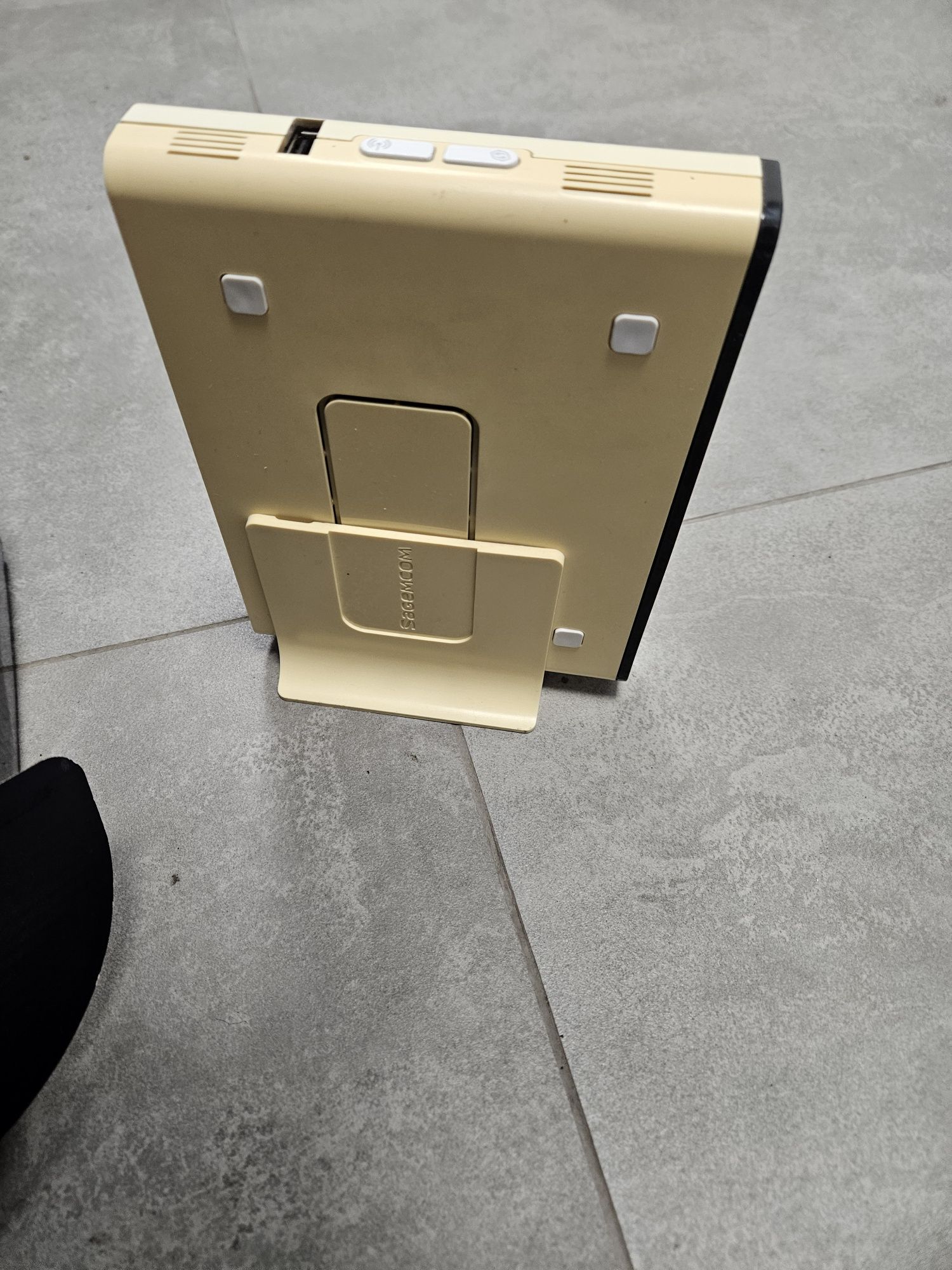 Router Sagem Fast 2704