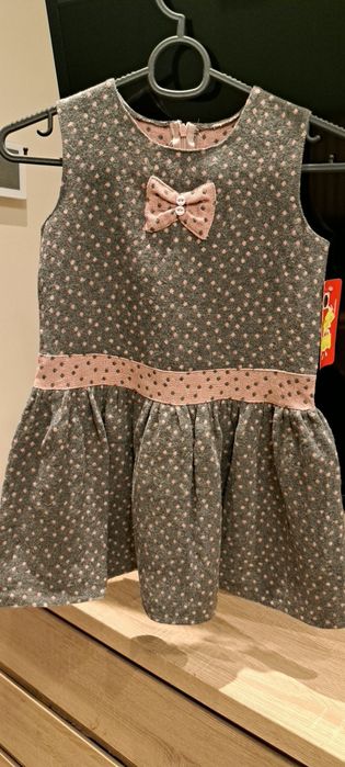 Sukienka szara r.122