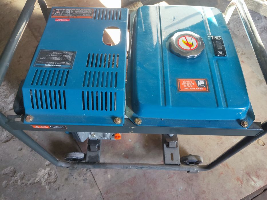 Дизельний електро генератор