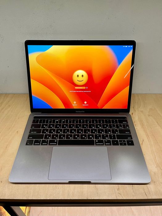 MacBook Pro A1706 13,3" Retina i5 3,1GHz/8 GB/M2 256 Gb