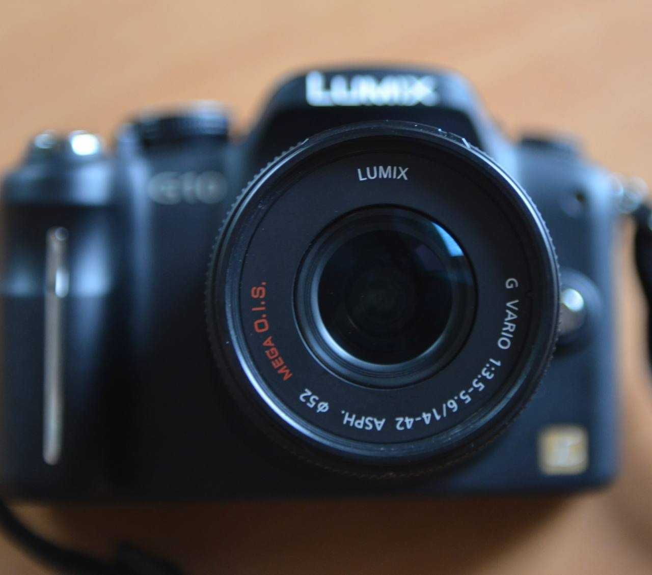 Фотоапарат Panasonic Lumix DMC-G10 14-42mm
