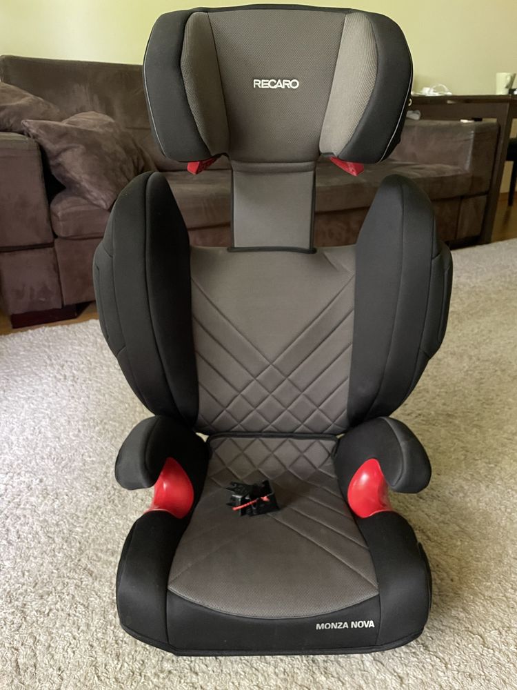 Fotelik Recaro Monza Nova 2 Isofix Carbon 15-36 kg