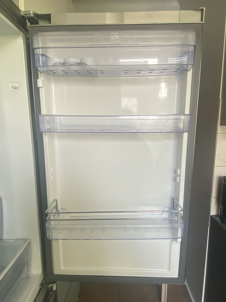 Półki do lodówki Beko CN 13622IT