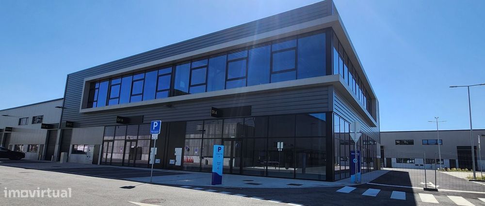 Alverca Salinas Park (Mercadona) Armaz 433M2, 2 Pisos, Construído