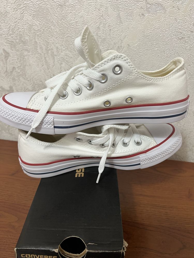 Кеди нові Converse, р.37,5