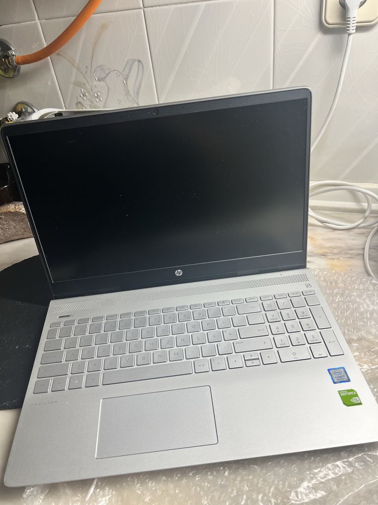 Laptop 15 HP em bom estado, venda ou troca