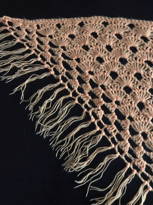 Nowa chusta na szydełku