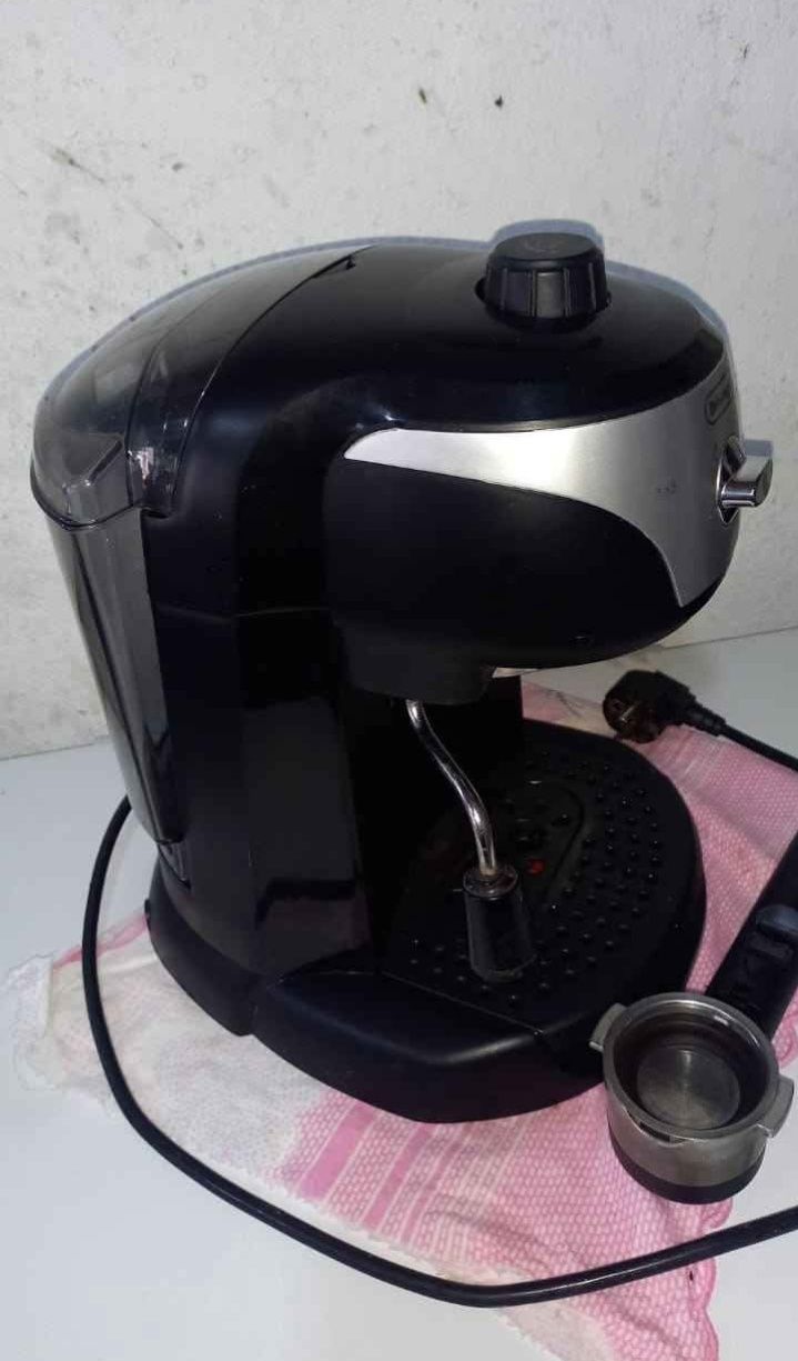 Máquina cafe Delonghi