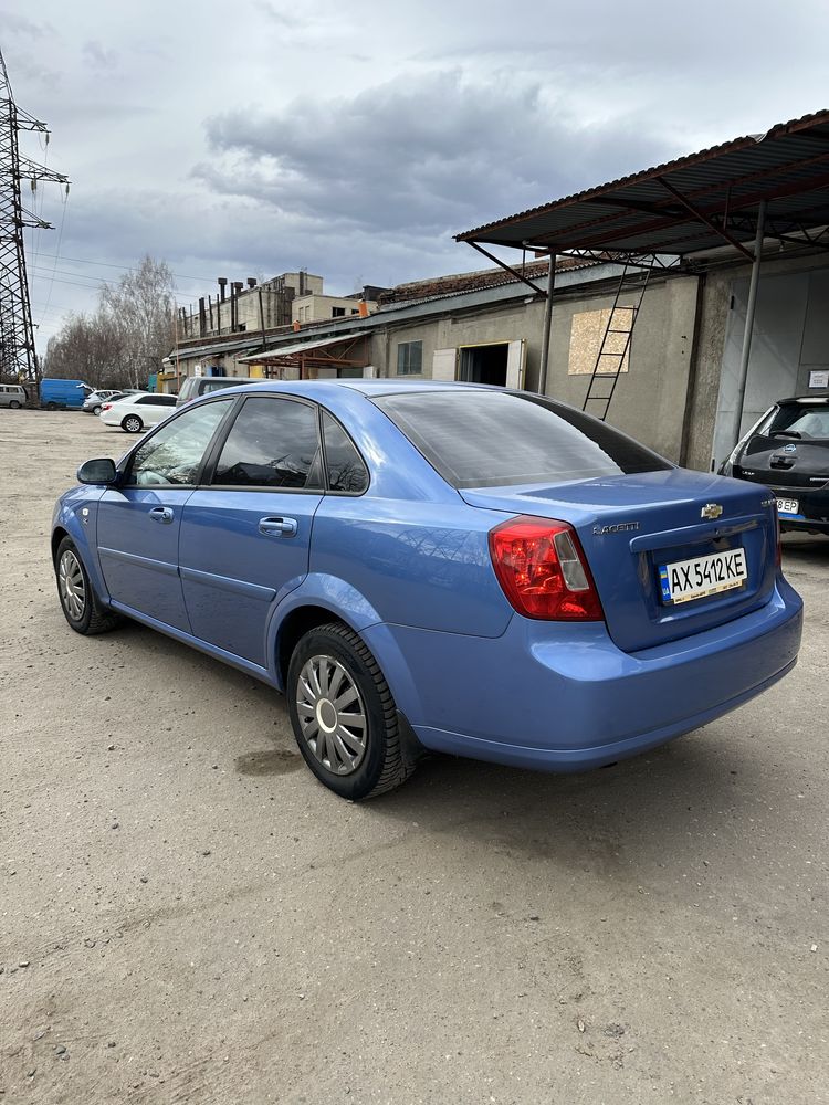 Chevrolet Lacetti 2005 год