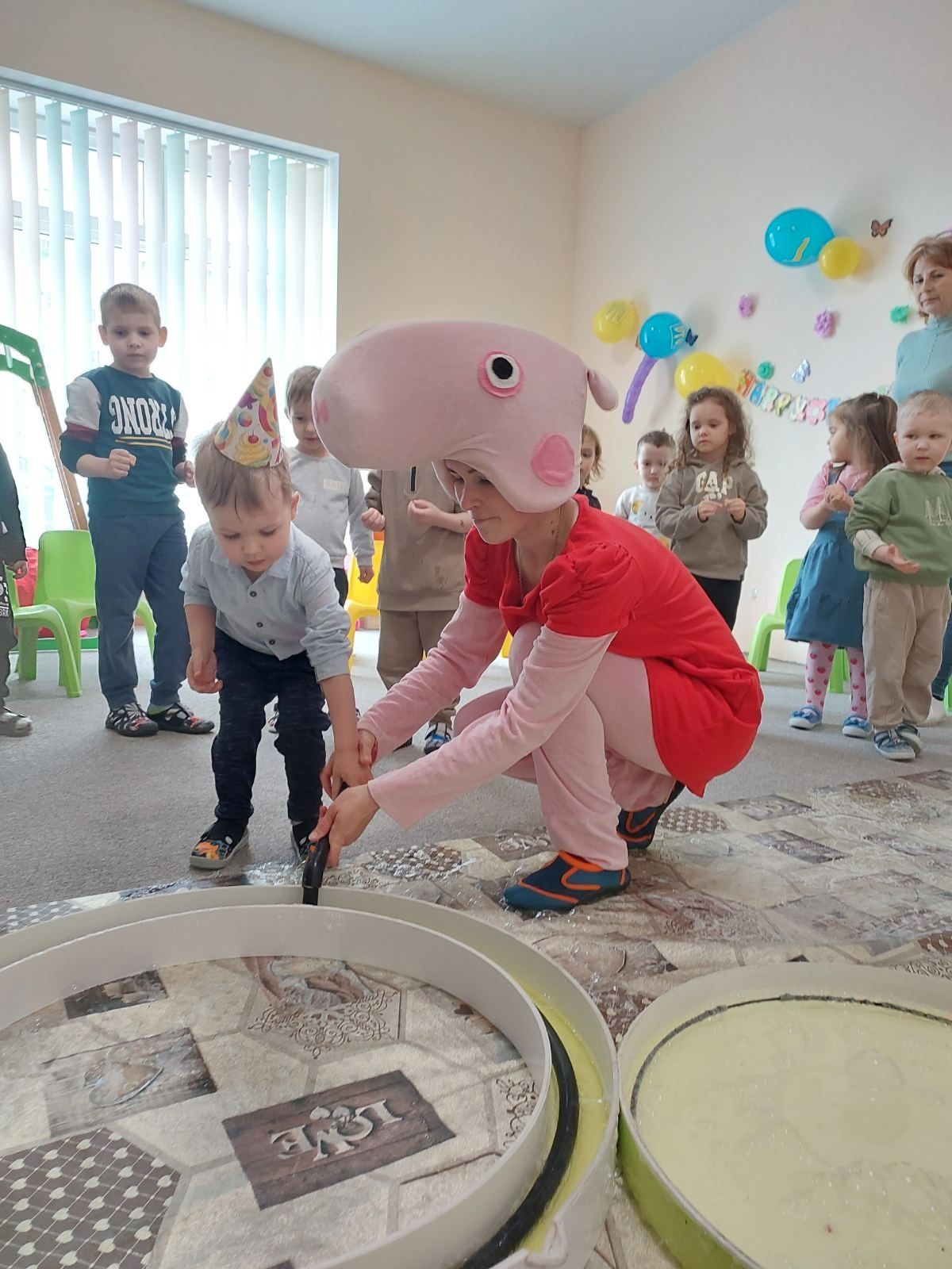 Замовити аніматора Дитяче свято Анімація Аніматори Заказать аниматора