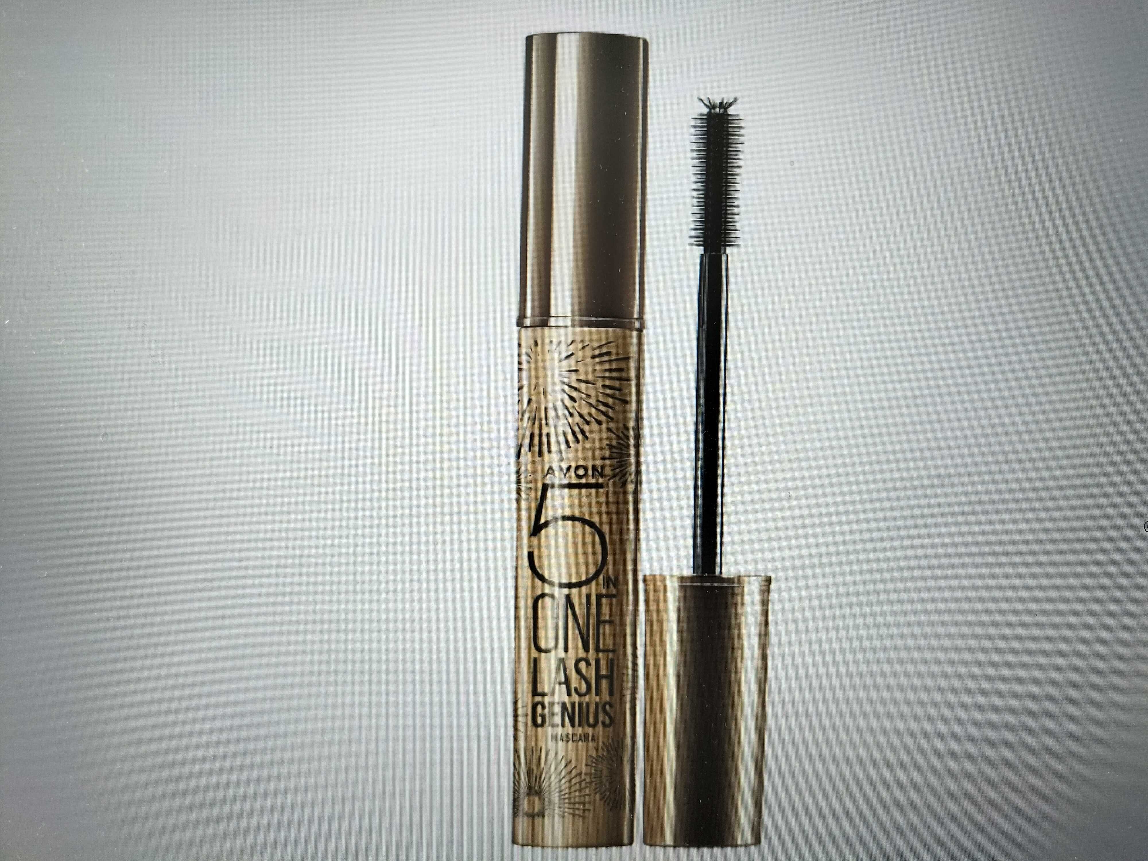 AVON Tusz Geniusz 5 w 1 Blackest Black