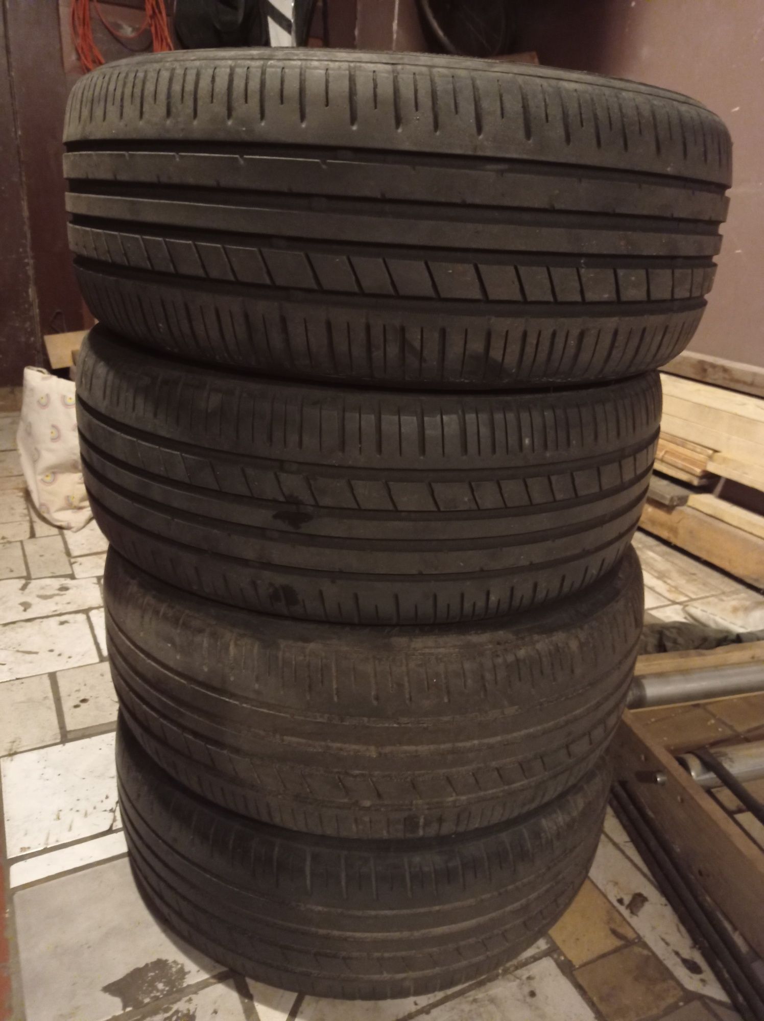 Opony letnie Zeetex HP2000 VFM 205/50 R17