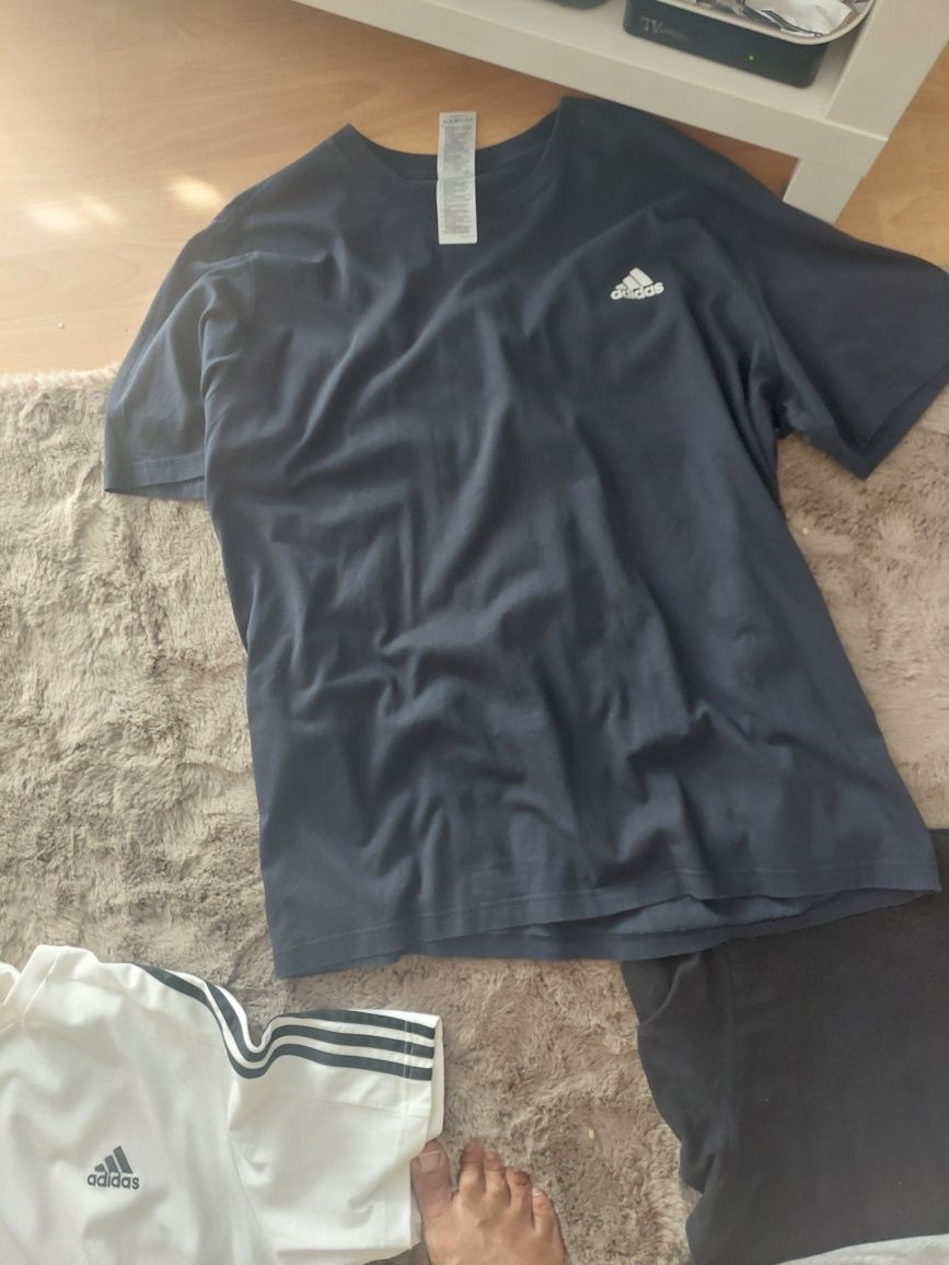 Koszulki Nike i Adidas nowe i używane.