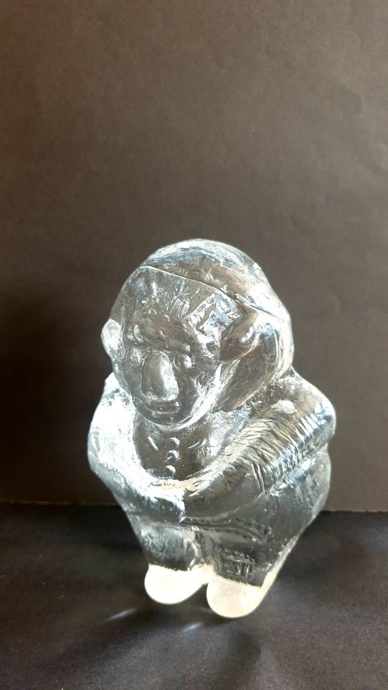 Szklana figurka duża Troll Bergdala rzeźba przycisk do papieru