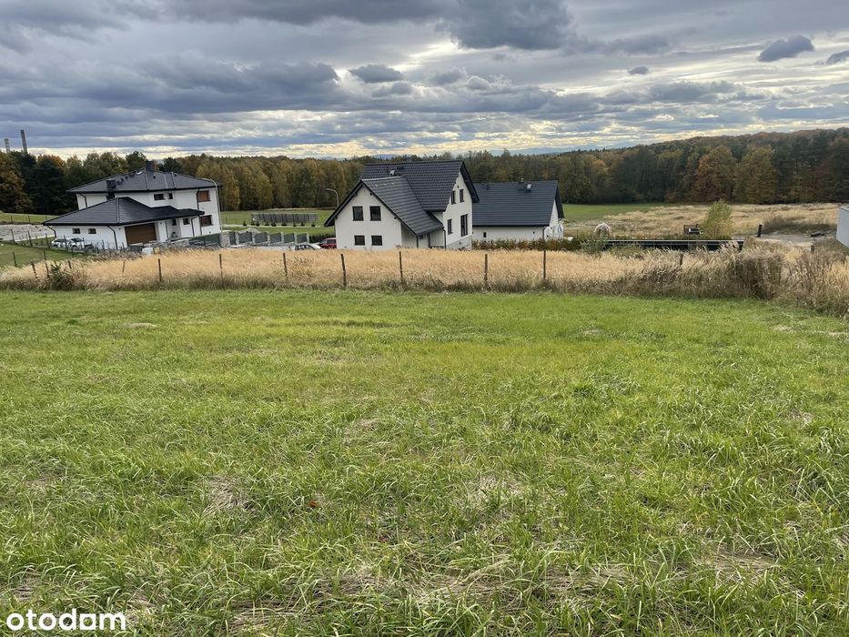 Sprzedam pięknie położoną działkę budowlaną - bez pośredników