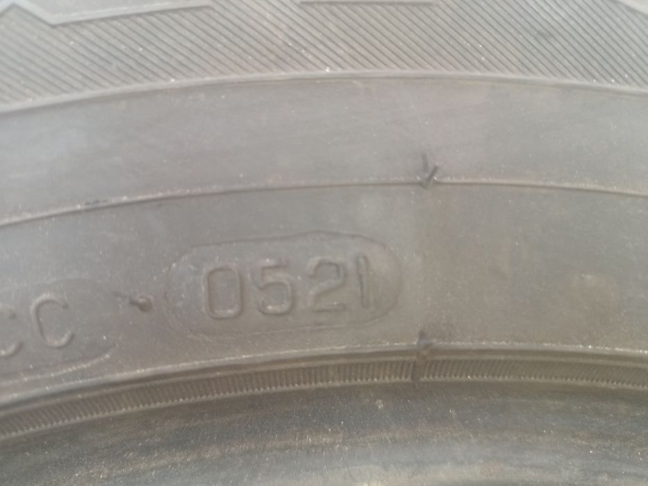 Резина б/у Maxxis vansmart mcv3+ 215/75/R16 C