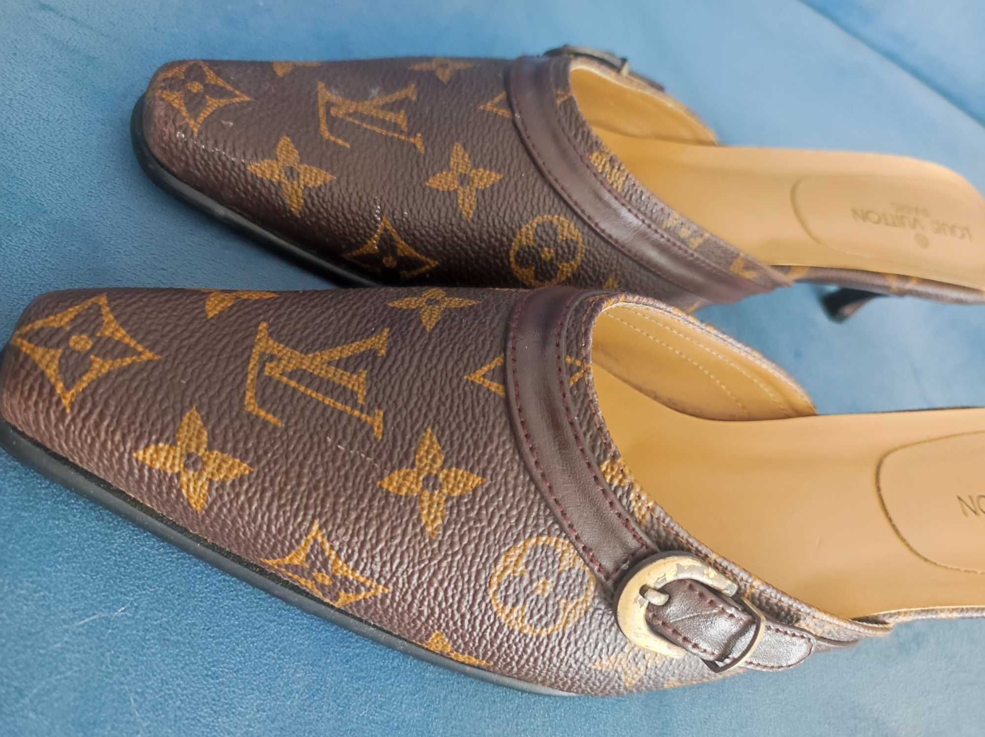 Klapki Louis Vuitton